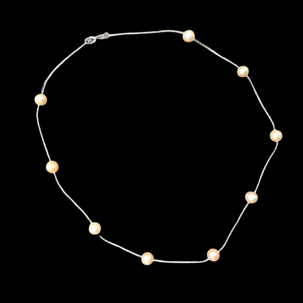 Dainty Pearl Choker Necklace